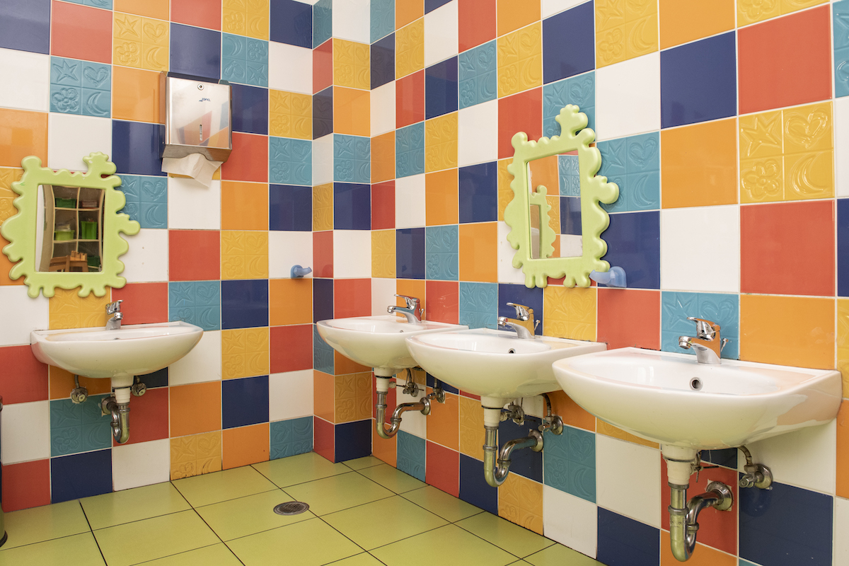 photos from paidikos stathmos