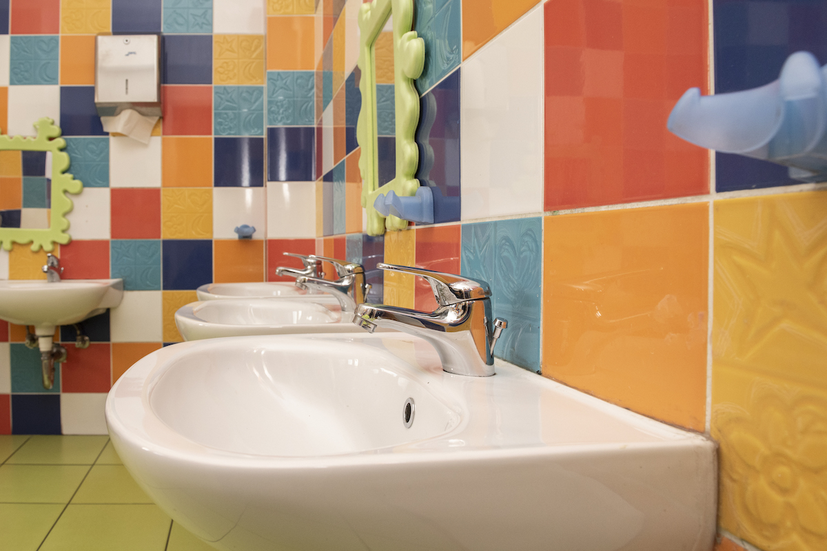 photos from paidikos stathmos